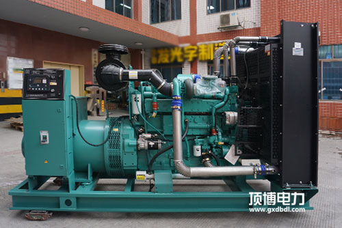 采購(gòu)柴油發(fā)電機(jī)組選哪個(gè)品牌好？玉柴or濰柴，康明斯or上柴？