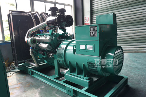 機油過多有哪幾種損害，應加多少柴油發(fā)電機機油適宜？