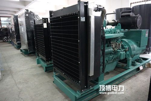 玉柴500千瓦柴油發(fā)電機(jī)多少錢？500千瓦發(fā)電機(jī)組參數(shù)